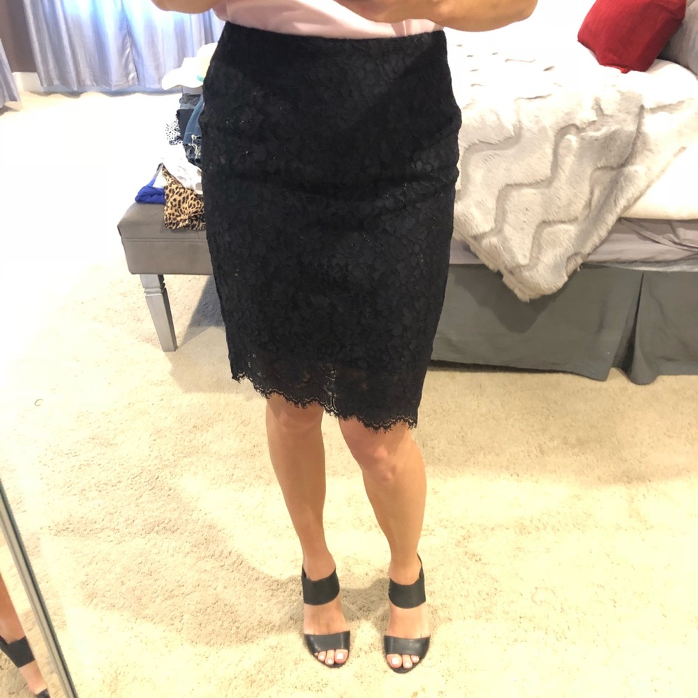 Banana Republic Navy Lace Skirt Size 0